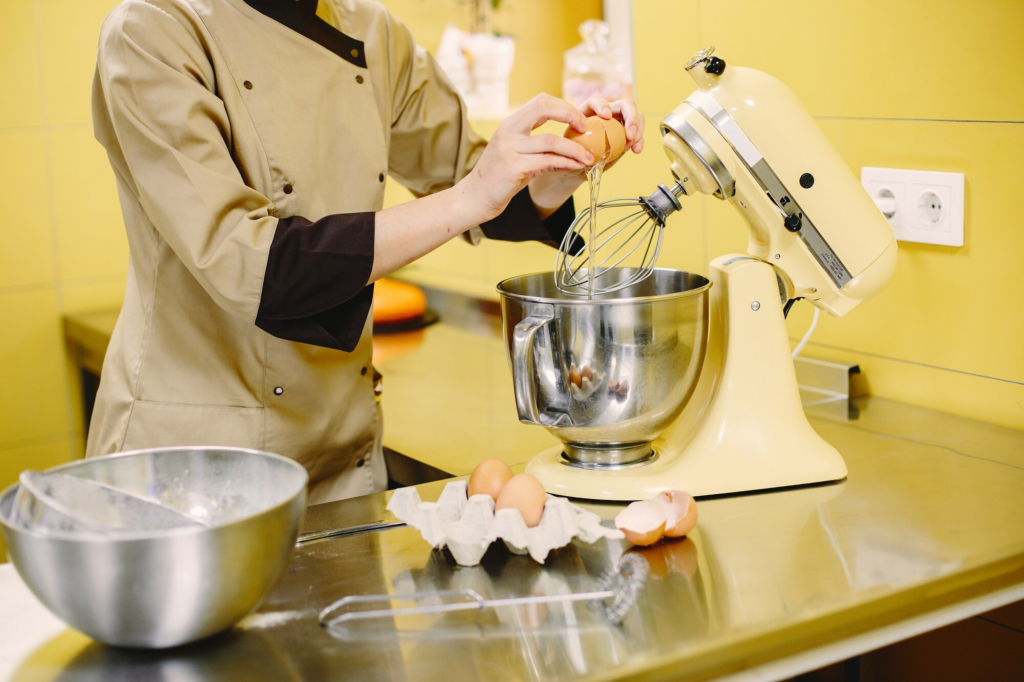 Dough Mixer & Dough Kneader ,Service in pune Hadapsar, Kharadi, Kalyani Nagar, Baner, Bavdhan, Viman Nagar, Pune Camp, Wakad